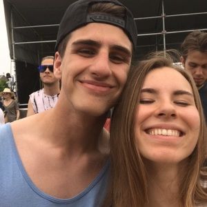 Meet your Posher, Jillian